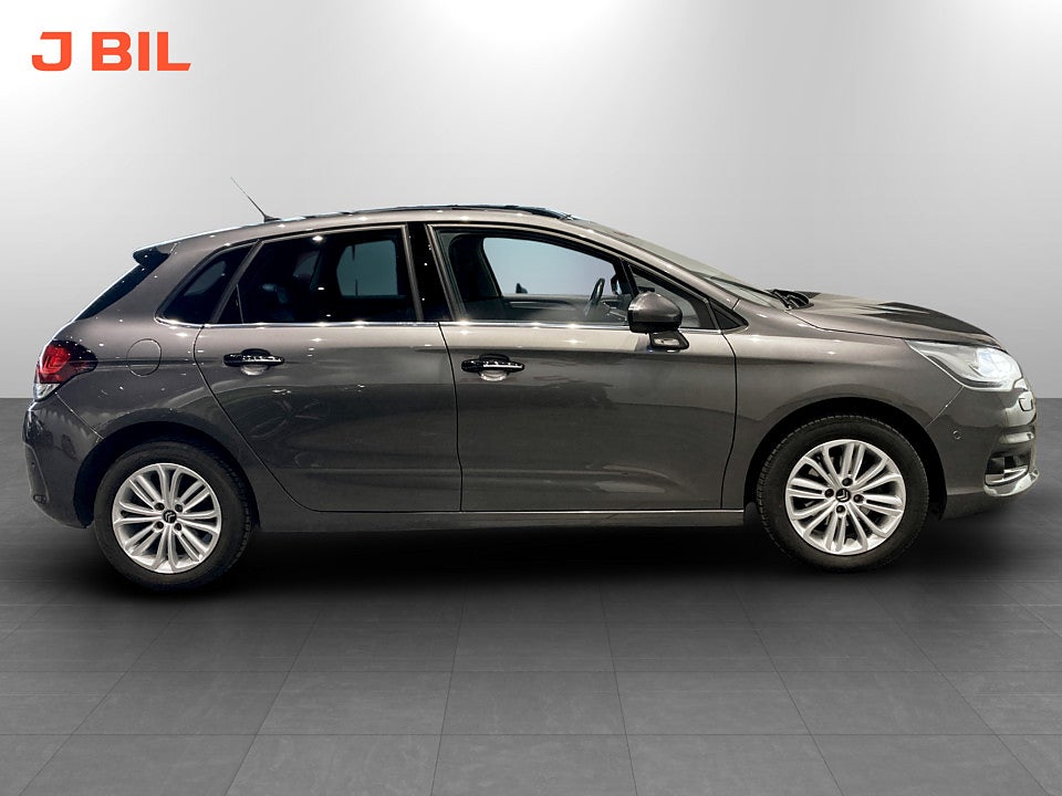 Bild på Citroën C4 Shine 1.6 BHDi 120hk Aut DRAG P-SENSORER