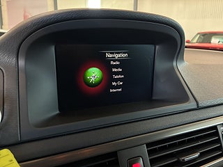 Volvo XC70 D4 AWD Geartronic Classic, MomentumVOC/Drag/Dvärm/Psens – bild 18