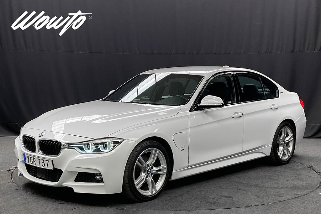 BMW 330 e Sedan 252HK M-Sport /Navi /4481 mil