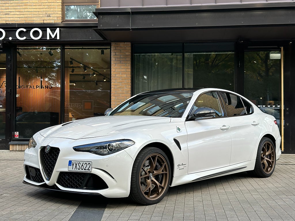 Alfa Romeo Giulia Quadrifoglio|Sv-såld|510HK| Kolfiber|  PPF