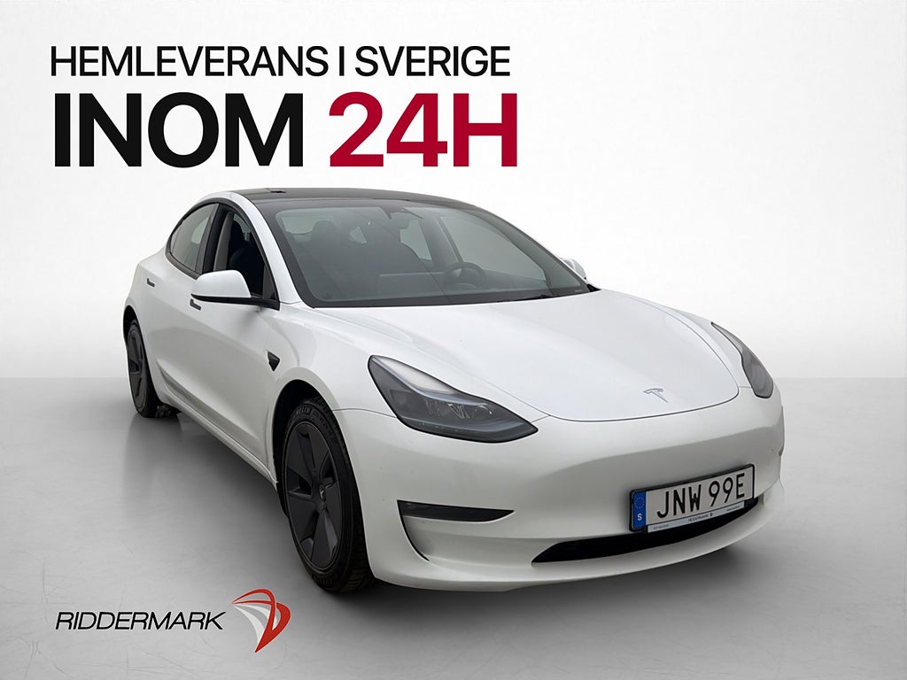 Tesla Model 3 Long Range AWD Svensksåld MOMS Panorama