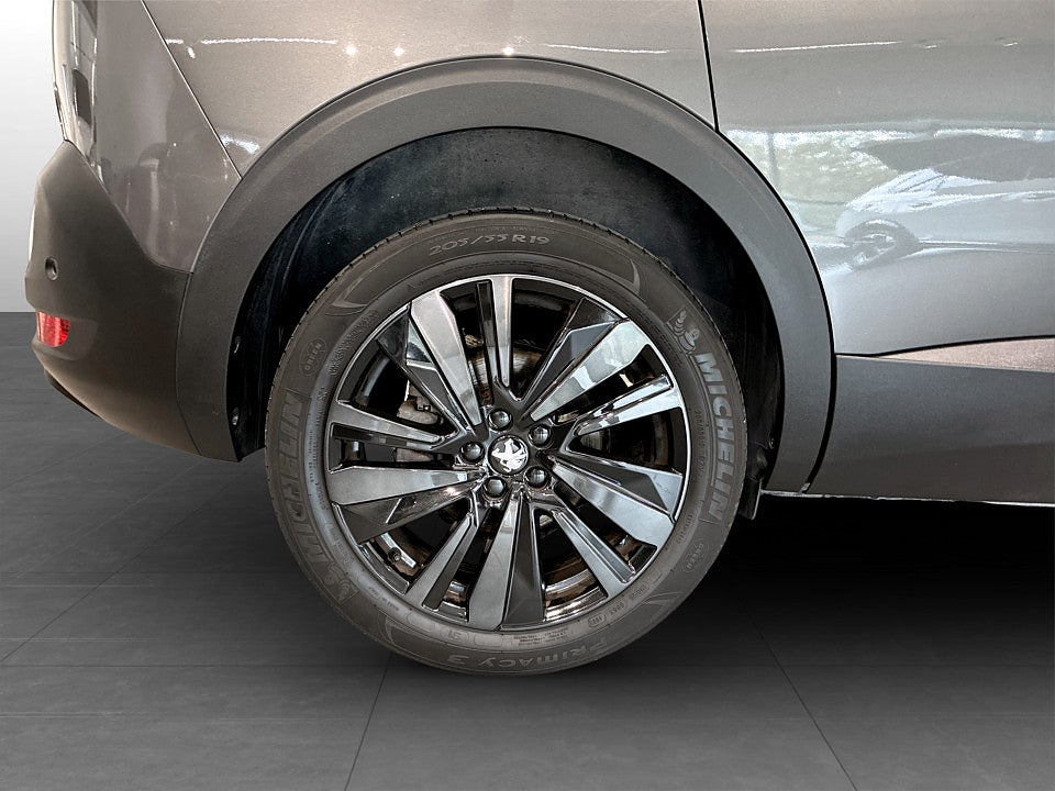 Bild på Peugeot 5008 GT 1.2 PT 130hk Aut 7-SITS B-KAMERA