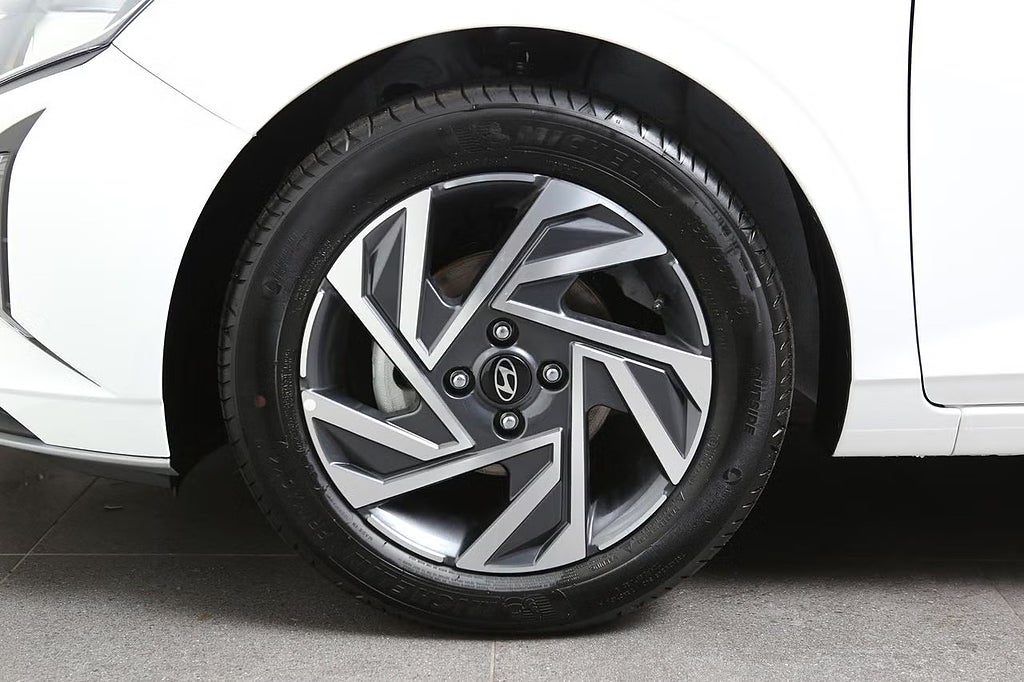 Hyundai i20 1.25 MPi Essential Manuell 0,99% Räntekampanj 2025