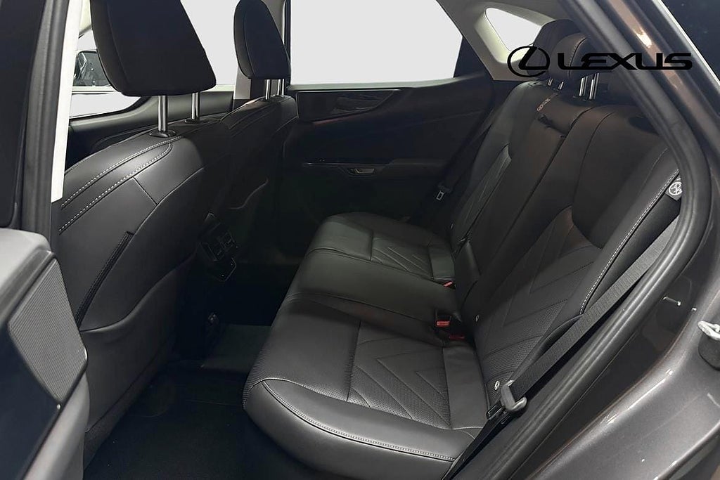 Lexus NX450H+ NX 450H+ EXECUTIVE TEKNIKPAKET