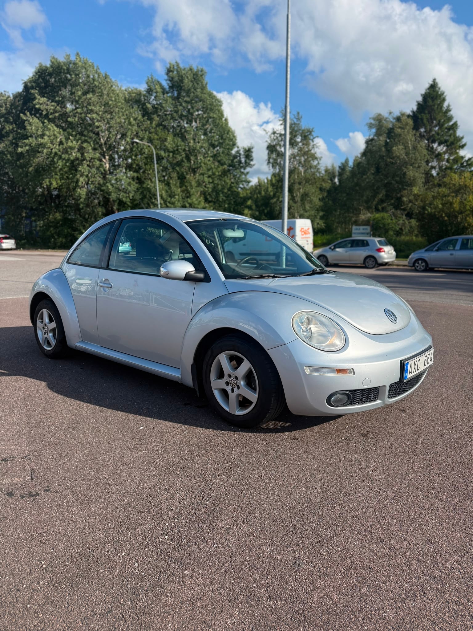 Volkswagen New Beetle 2.0 Comfort 2000, bild 6/31