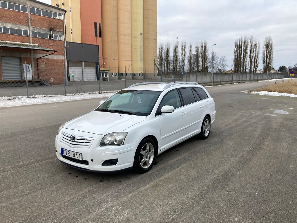 Toyota Avensis Kombi 2.0 D-4D Euro 4