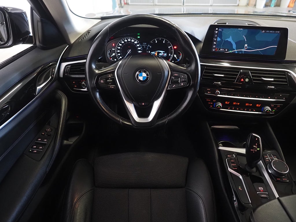 BMW 520d Touring Steptronic Sport line | Drag | Backkamera | 2019