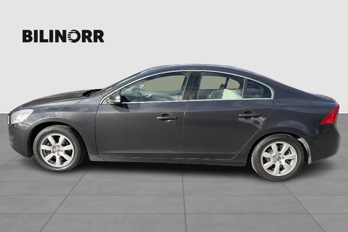 Volvo S60 D3 Momentum 163 hk automat 2011, kuva 3/10