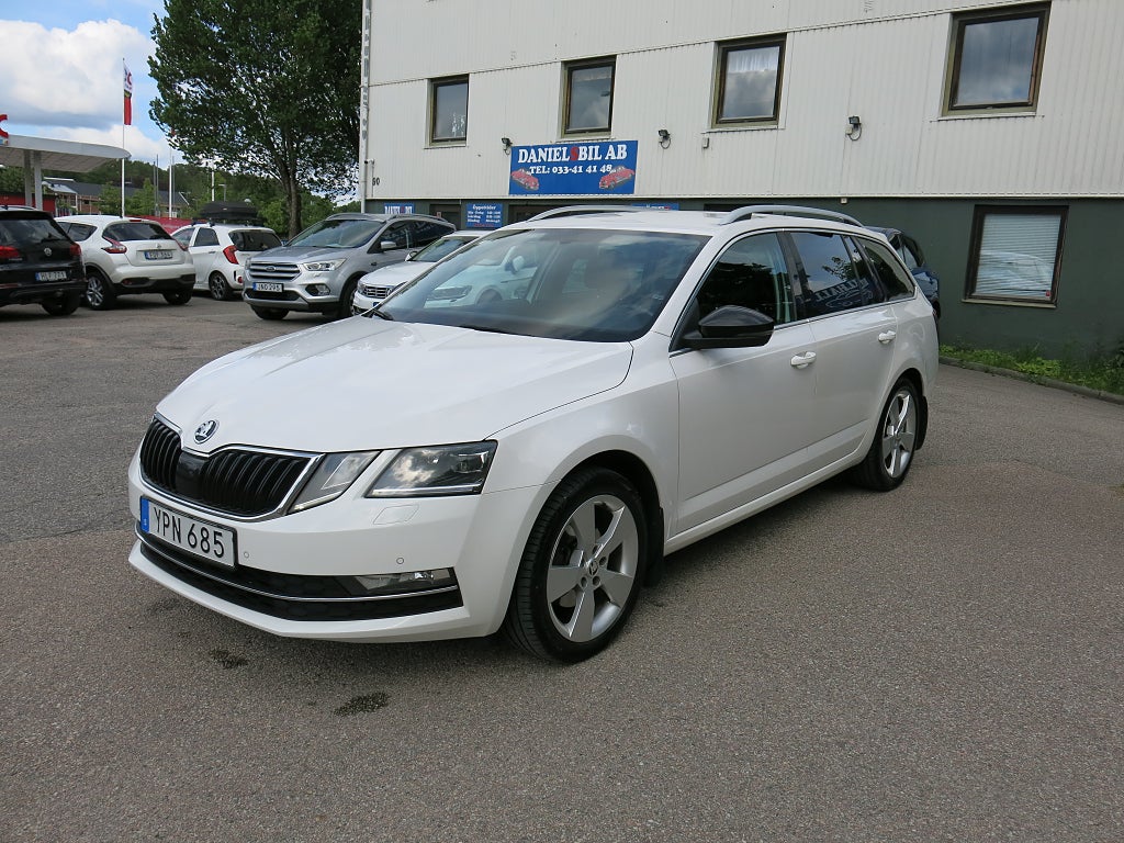 Skoda Octavia 2.0 TDI 150HK Navi/Värmare/Drag/DSG/Kamera/Style 