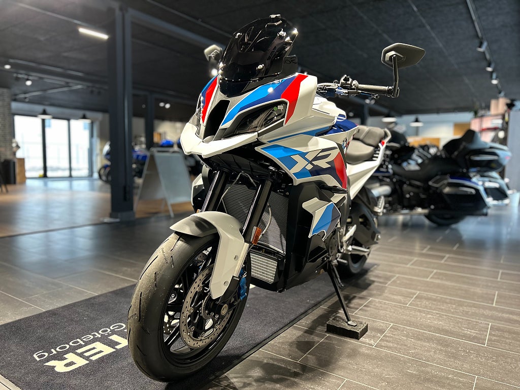BMW M1000XR/Räntekampanj 3,45%/2026/Riding mod. Pro/M Forged wheels/