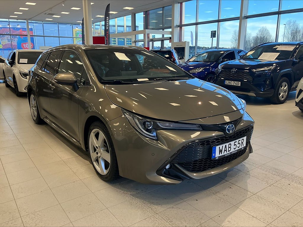 Toyota Corolla Touring Sports Hybrid Style Teknik Vinterhjul