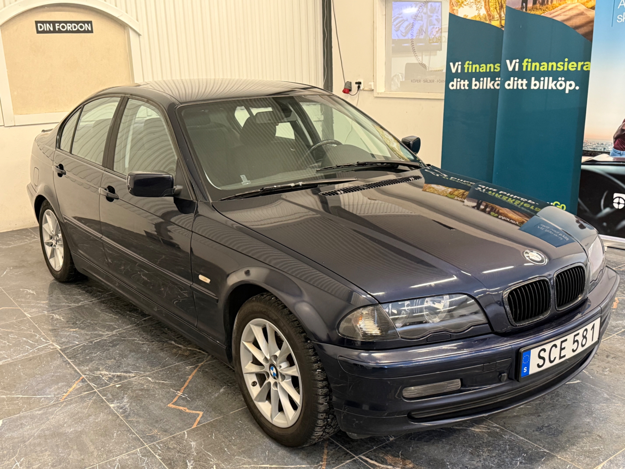 BMW 320 i Sedan 2001, bild 3/41
