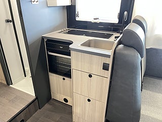 Husbil-alkov Sun Living A 75 SL 15 av 27