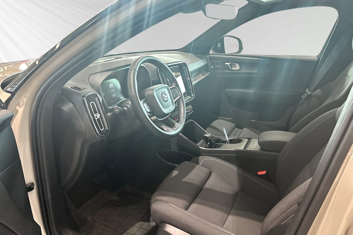 Volvo EX40 2025, bild 7/10