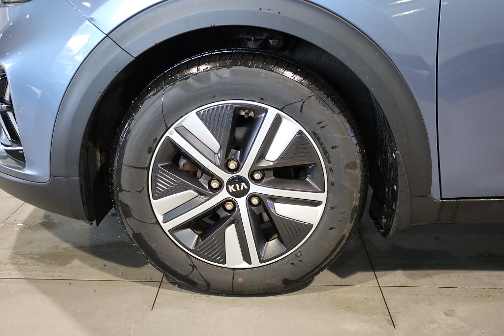 Kia Niro Hybrid 141hk Advance Plus Navi Kamera Läder Rattvärme 2020