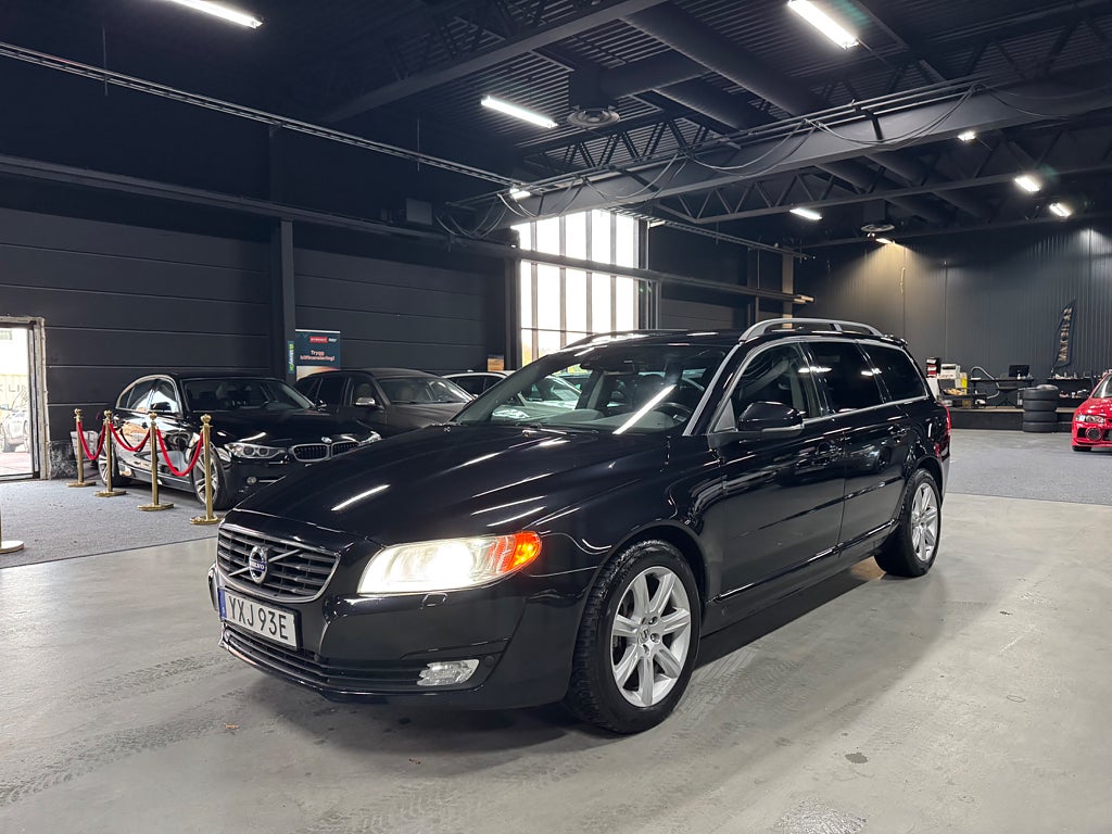 Volvo V70 D5 Geartronic Dynamic + GPS / Skinn 