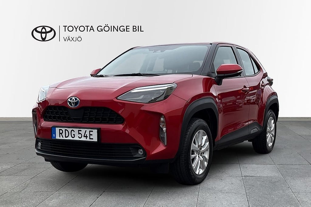 Toyota Yaris Cross AWD-i Active Hybrid Vinterhjul Kamera...