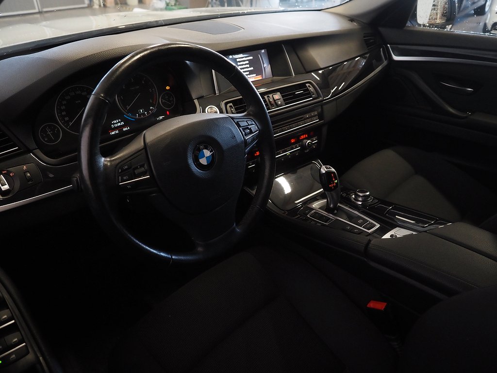 BMW 520 d xDrive Touring Steptronic 190hk |PDC|Rattvärme| 2015