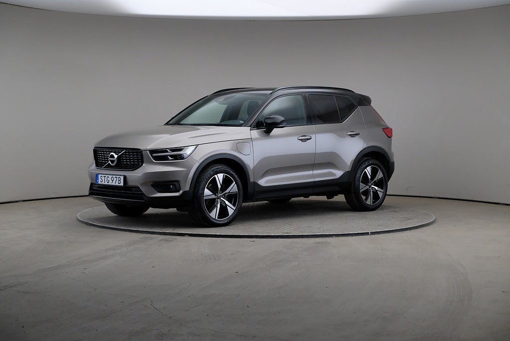 Volvo XC40 Recharge T4 211hk R-Design Aut Läder H/K Nav