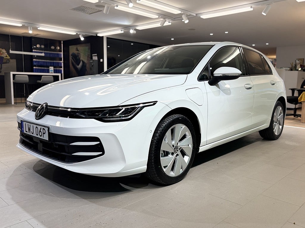 Volkswagen Golf E-hybrid Plug in **Privatleasing fr.5 349kr/mån**