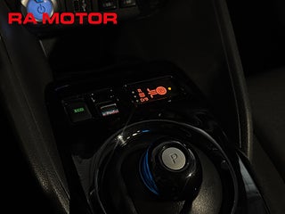 Halvkombi Nissan Leaf 24 av 26