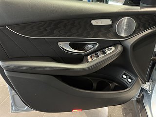 SUV Mercedes-Benz GLC 12 av 15