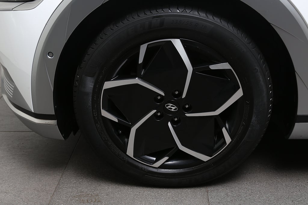 Hyundai Ioniq 5 AWD 77,4kWh Advanced 325hk Skinn BOSE Dragkrok