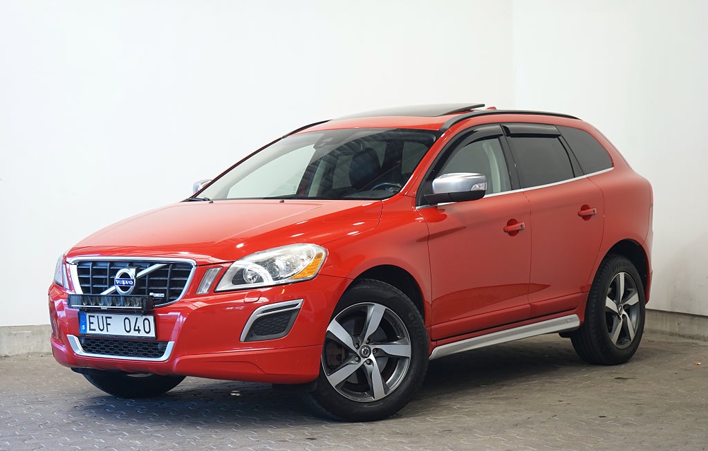 Volvo XC60 D4 AWD Geartronic R-Design Värmare Panorama Drag 163hk