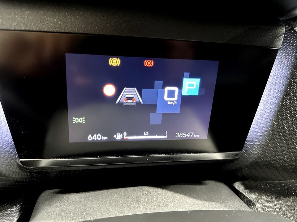 Bild på Citroën C4 Shine 1.2 PT 130hk Aut - B-KAMERA, CARPLAY