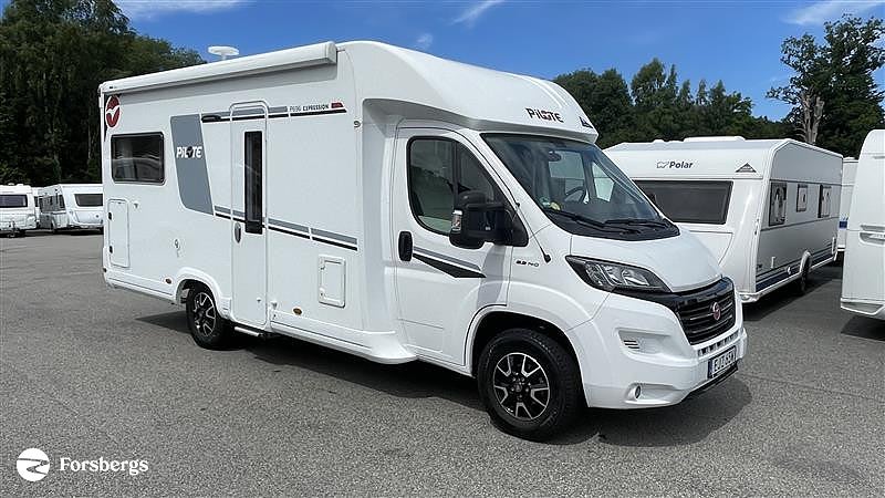 Pilote P 696 U // Frihet väntar!! / U-grupp
