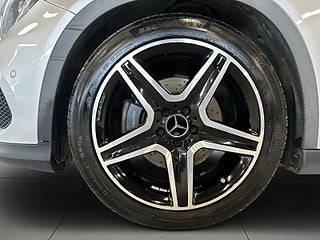 Mercedes-Benz GLA 220 d 4MATIC 7G-DCT AMG Line M-värmare/kamera/S&V-Däck – bild 14