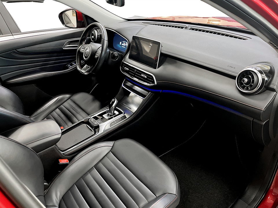 Bild på MG HS Luxury PHEV EDU II 258hk Aut - 360,PANO,ELSTOL