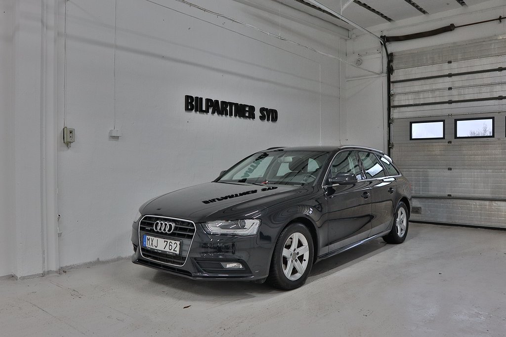 Audi A4 Avant 2.0 TDI DPF quattro Launch Edition / S Line 