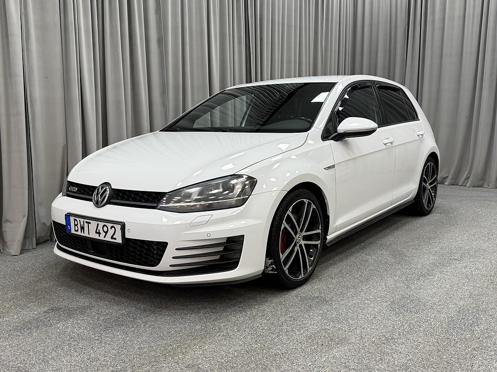 Volkswagen Golf GTD 2.0 TDi 184HK Dieselv/Sensorer/Adaptiv Farthållare