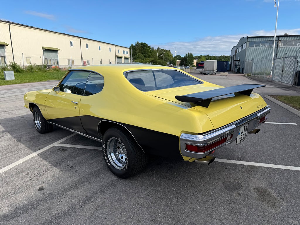 Pontiac GTO Hardtop 6.6 V8 Hydra-Matic