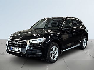 Audi Q5 45 TFSI quattro S Tronic Comfort S&V-hjul/Pvärm/Drag