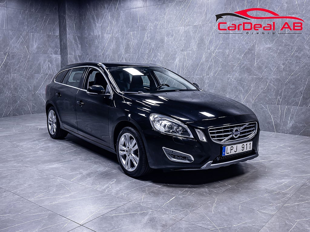 Volvo V60 T3 Momentum 150hk Halvskinn Dragkrok PDC Billig Skatt