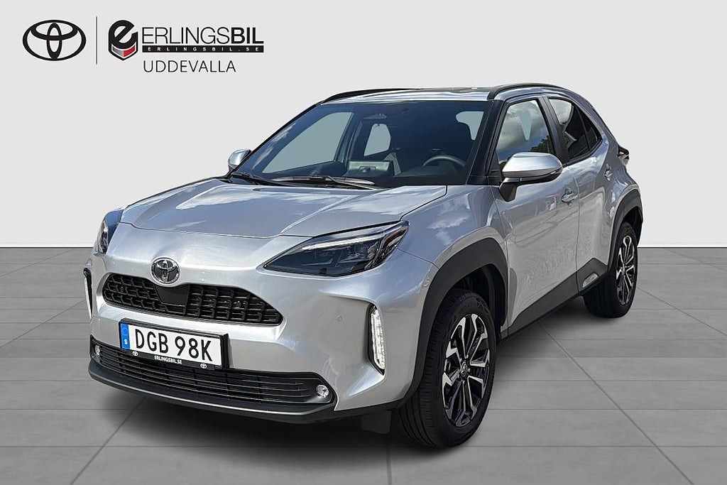 Toyota Yaris Cross HYBRID 130HK ACTIVE PLUS SÄKERHETSPAKET / ENDAST 27 MIL