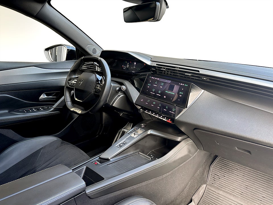 Bild på Peugeot 308 sw GT 1.2 PT 130hk Aut B-KAMERA EL-BAKLUCKA NAVI