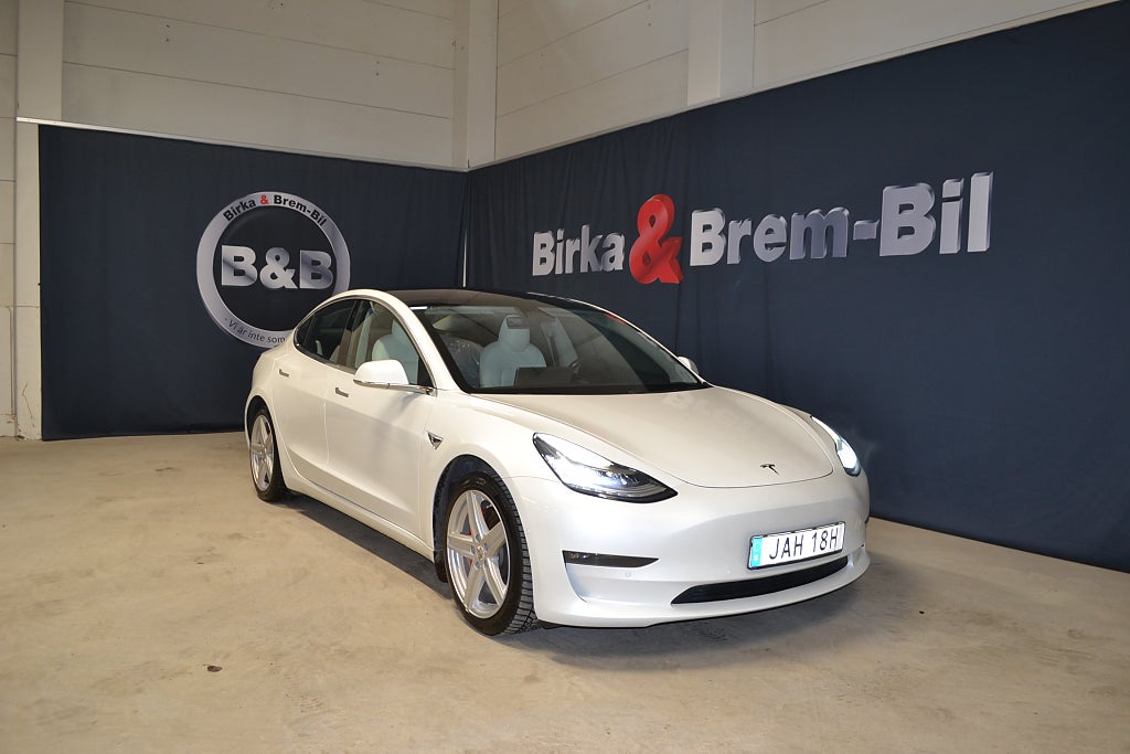 Tesla Model 3 Performance 513hk AWD
