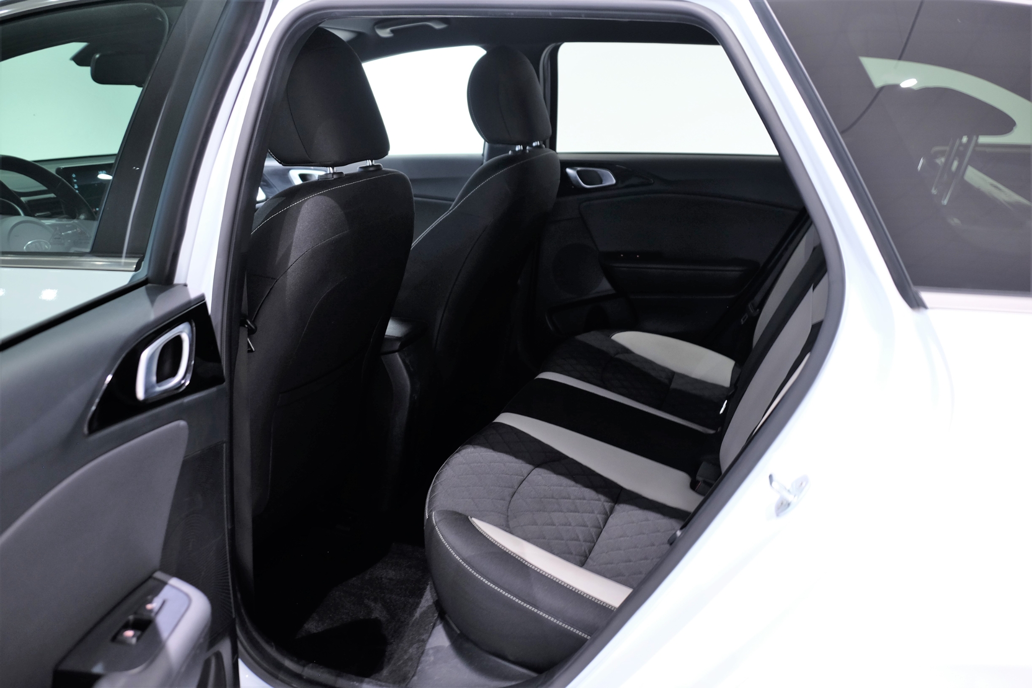 Kia Ceed 2019, bild 4/48