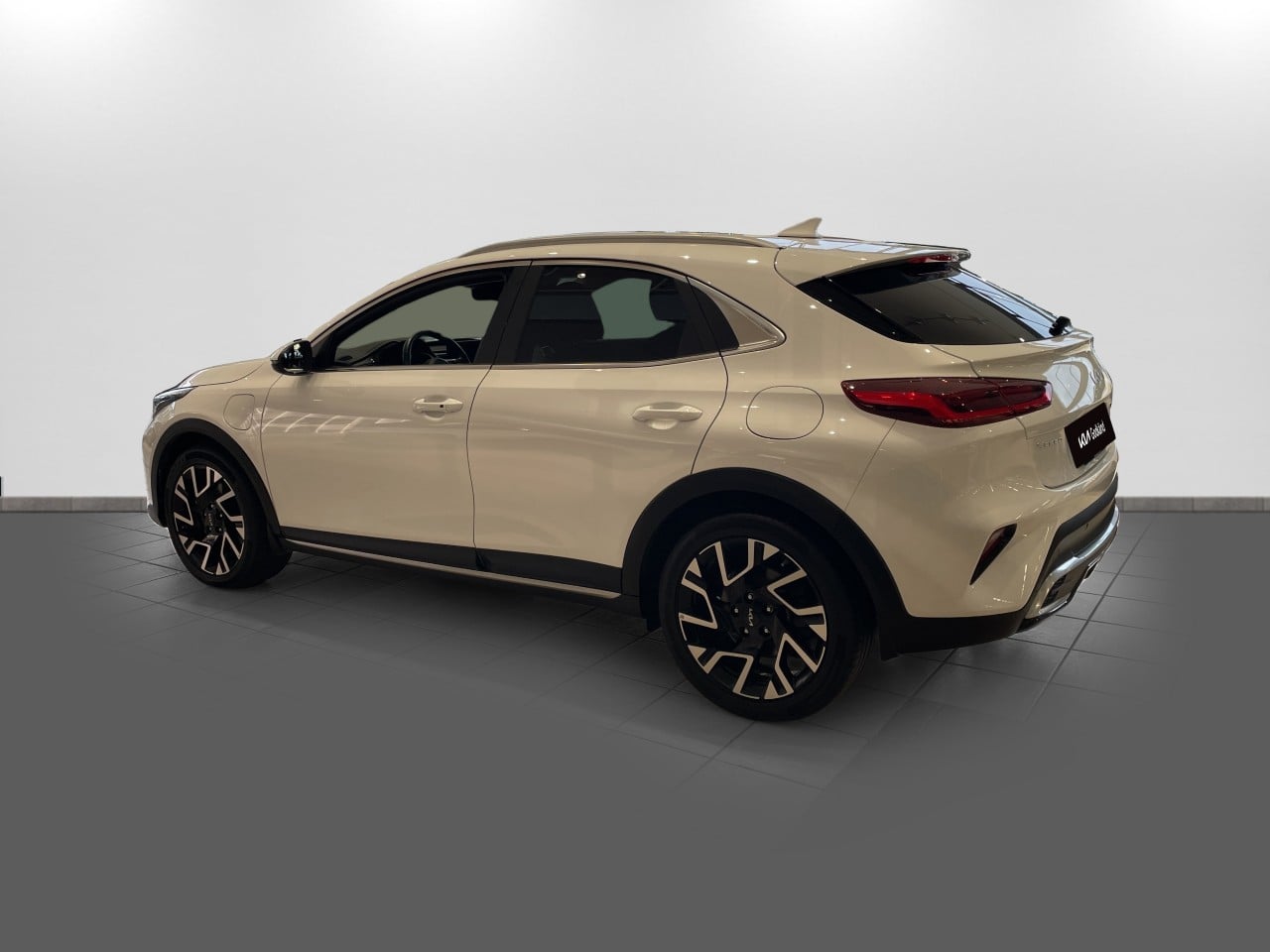 Kia XCeed PLUG-IN HYBRID ACTION 2023, photo 6/10