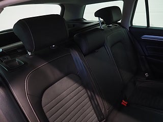 Kombi Volkswagen Passat 11 av 22