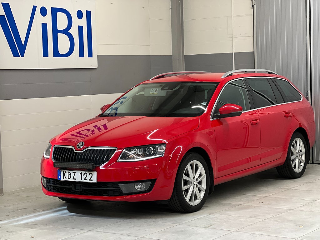 Skoda Octavia Kombi 1.6 TDI 4x4 Style DRAG/KAMERA/VÄRMARE/CANTON/PDC