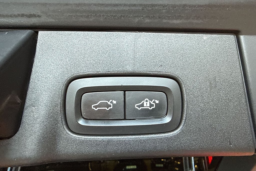 Volvo V90 T4 Geartronic Momentum Drag Värmare B-kamera Sov Hjul  miniatyr 16