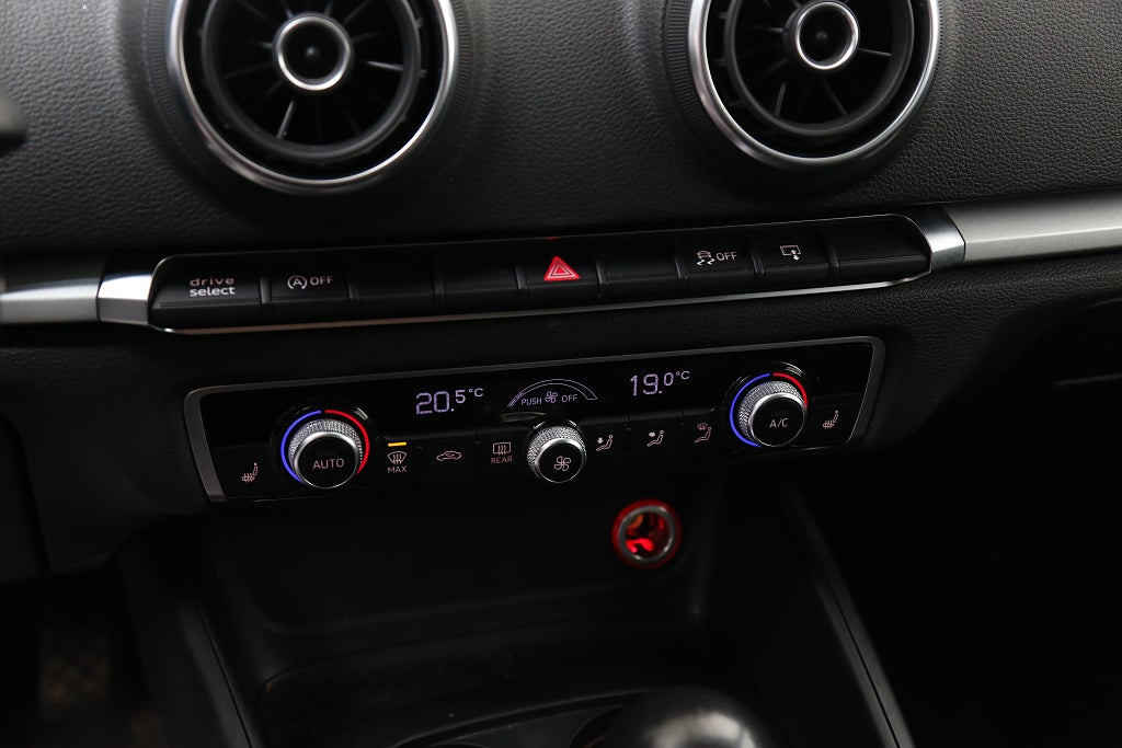 Audi A3 1,4 TFSI 125hk S Tronic Sport Sedan