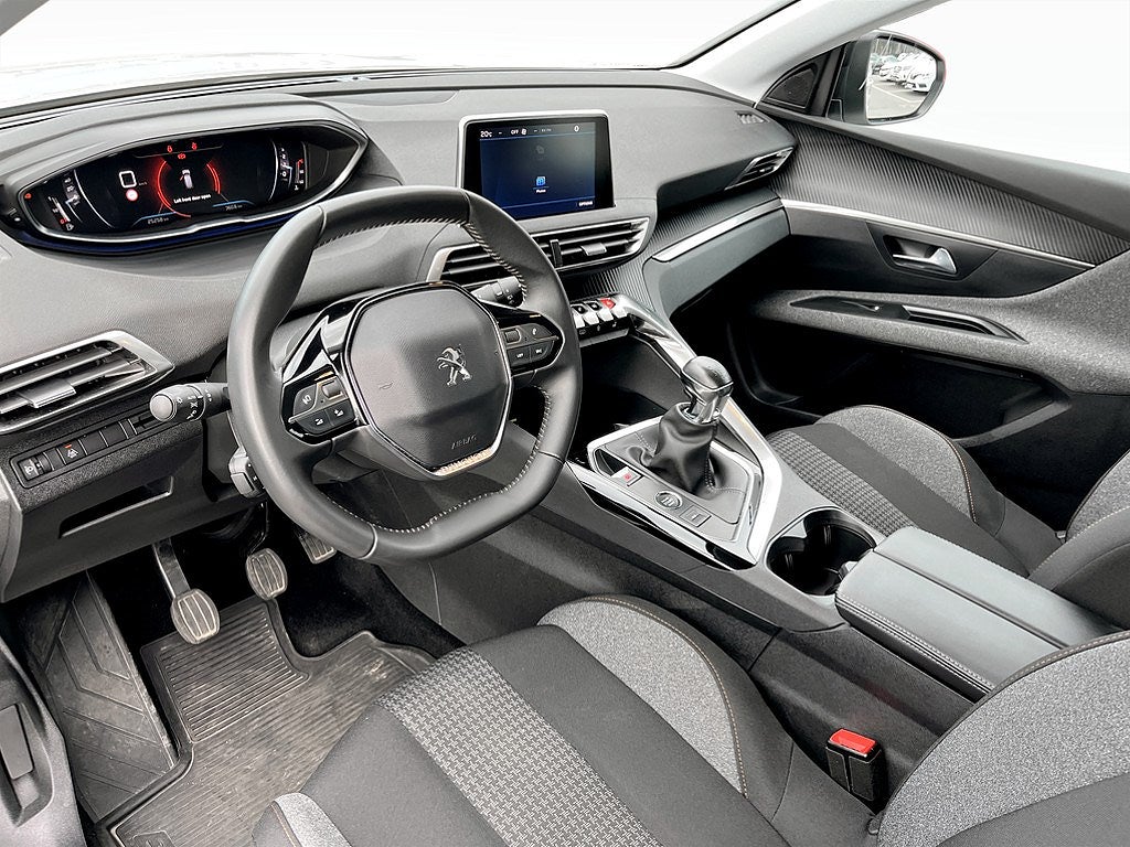 Bild på Peugeot 3008 Active Pack 1.2 PT 130hk - B-KAMERA, CARPLAY