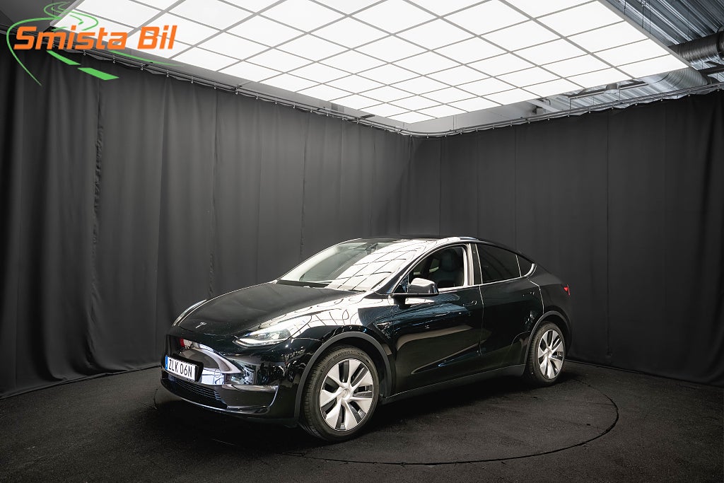 Tesla Model Y Long Range AWD DRAG PANO 1-ÄGARE BATTERITESTAD MOMS