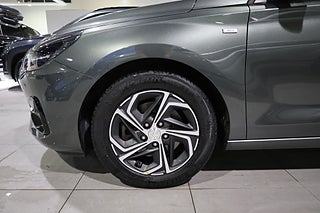 Halvkombi Hyundai i30 7 av 20