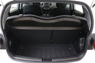 Halvkombi Hyundai i10 19 av 19